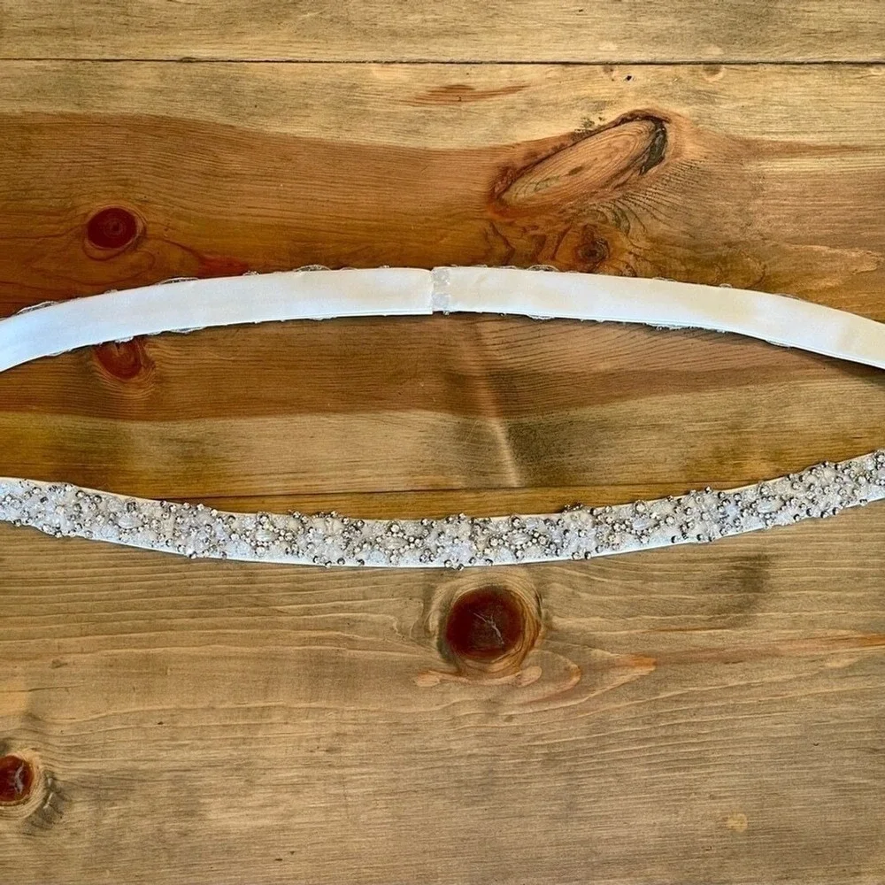Bridal Trim to make a belt, hair piece or‎ embellish wedding dress - NEW